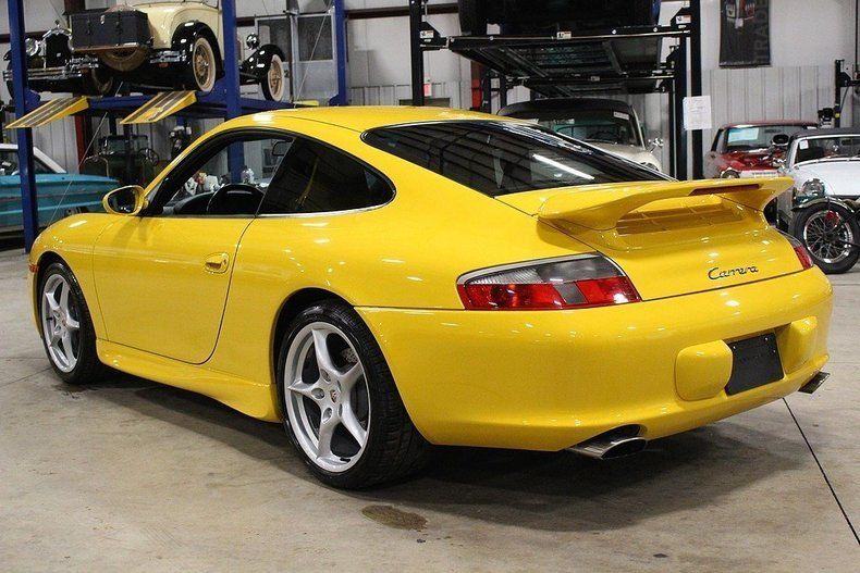 Speed Yellow 2002 Porsche 911 Carrera