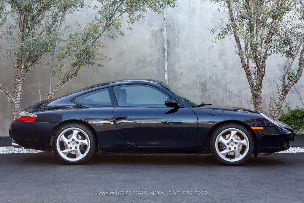 1999 Porsche 996 Carrera Coupe 6-Speed