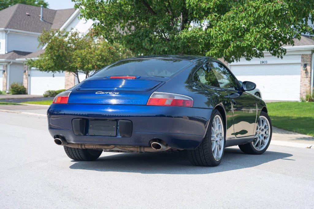 2001 Porsche 911 Carrera